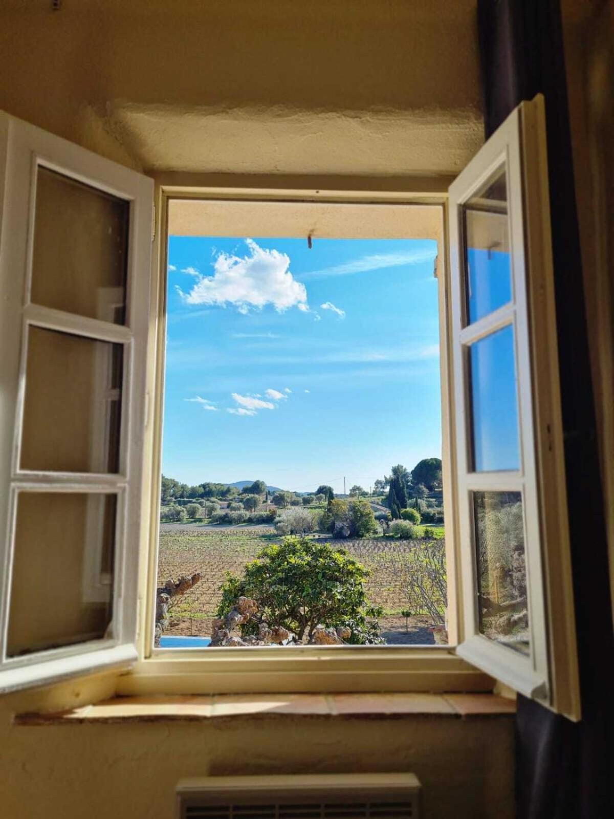 Le Mas Golie Le Castellet  Szoba fotó